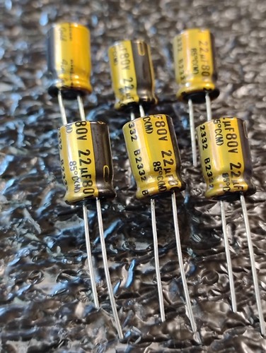 Condensatori nichicon 80 - uf,